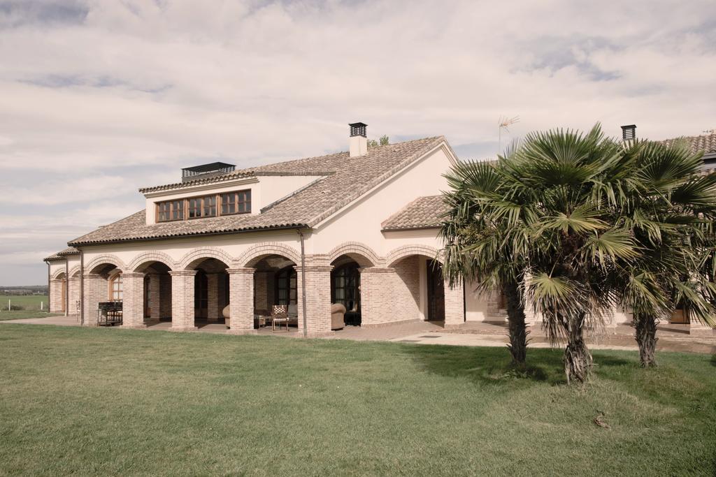 Villa La Casona Del Tormes Almenara de Tormes Exterior foto